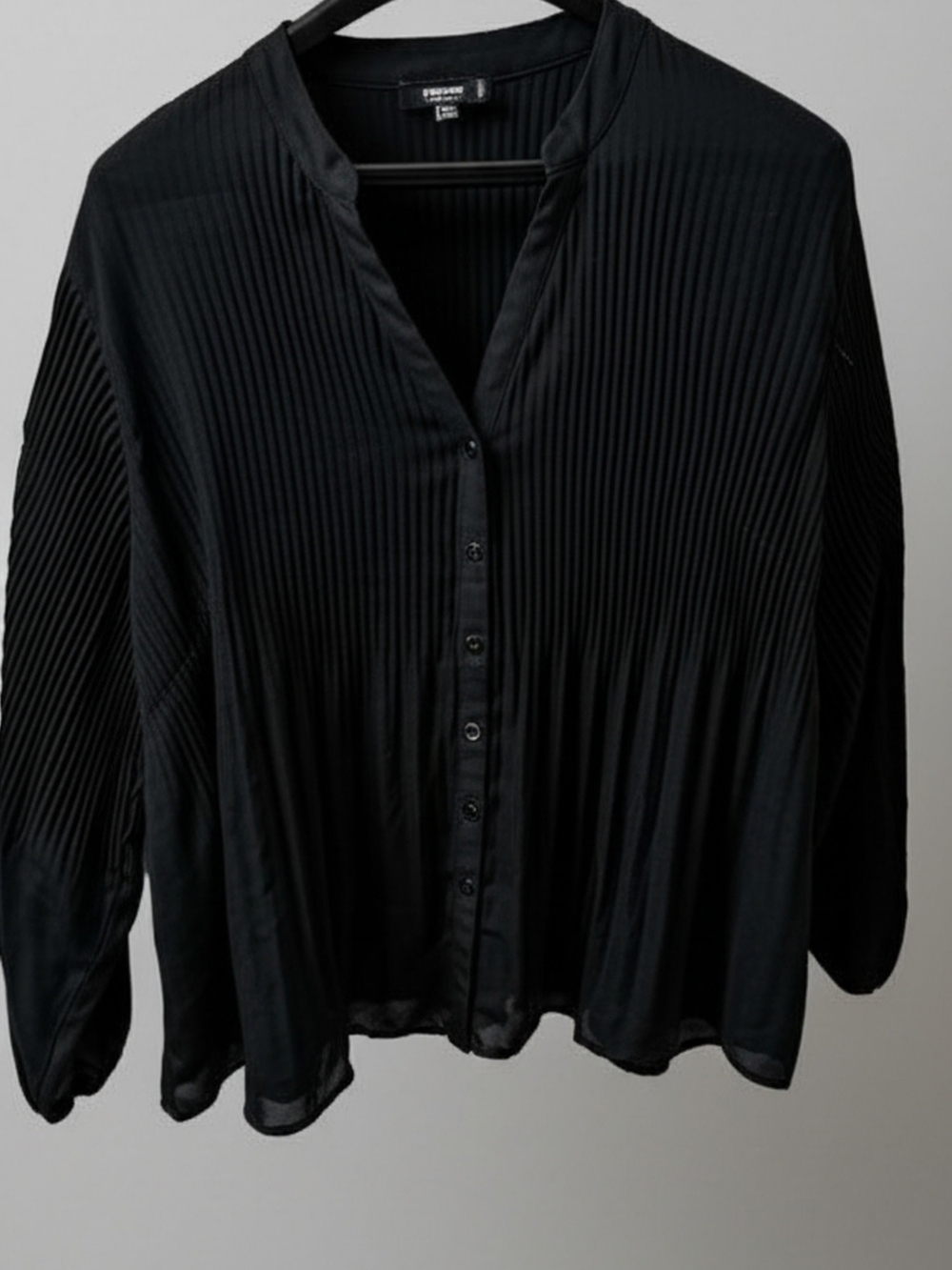 ERDEM Black Pleated V-Neck Button-Down Blouse